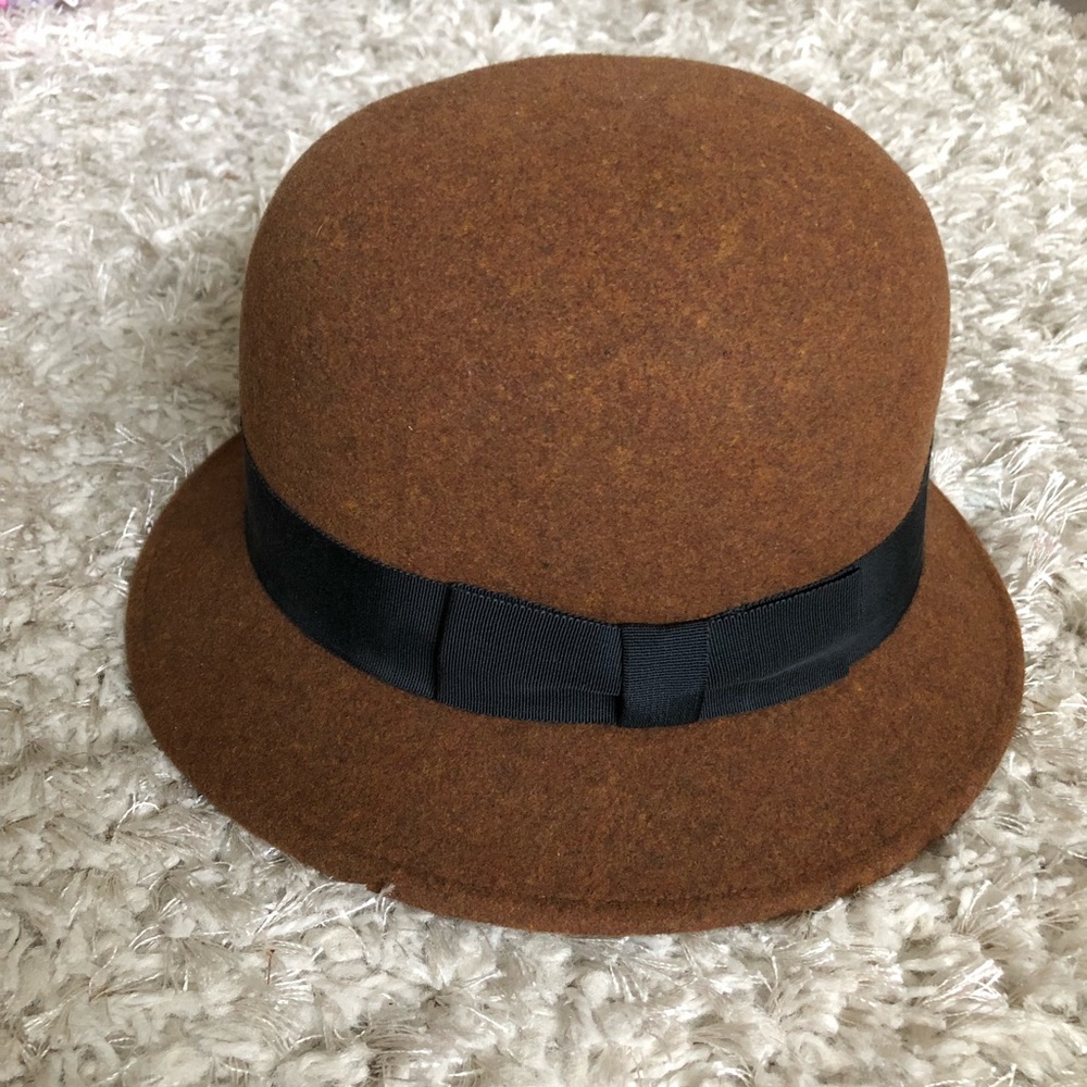 Felt hat